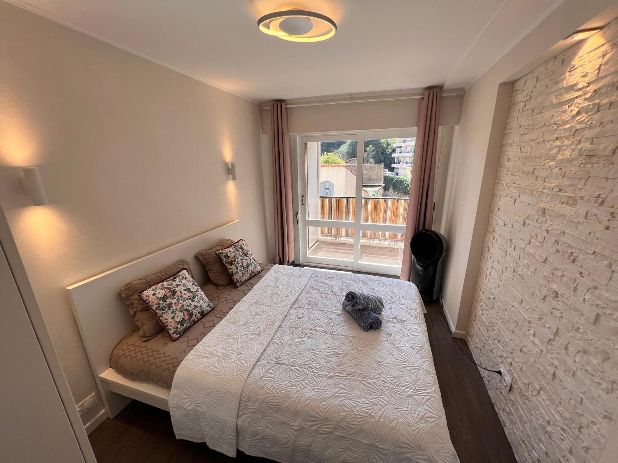 Les Arenes - Cannes Centre, Charmant 2 Pieces Recemment Renove De 45 M2 Avec Sa Terrasse De 10 M2 Luaran gambar