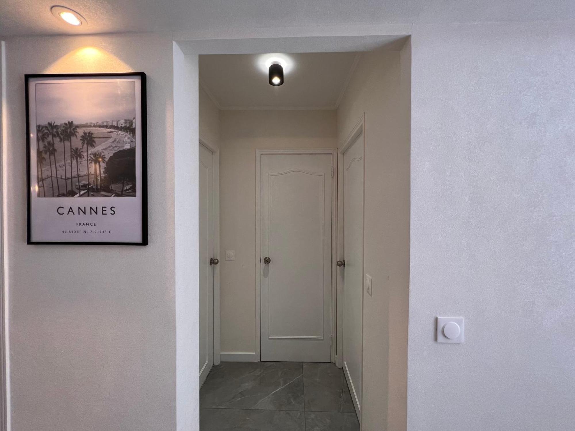 Les Arenes - Cannes Centre, Charmant 2 Pieces Recemment Renove De 45 M2 Avec Sa Terrasse De 10 M2 Luaran gambar